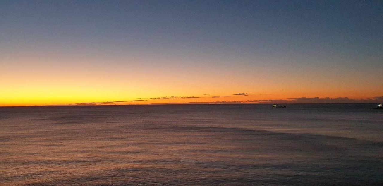 Apartamento Con Vistas Al Mar En カルボネラス エクステリア 写真